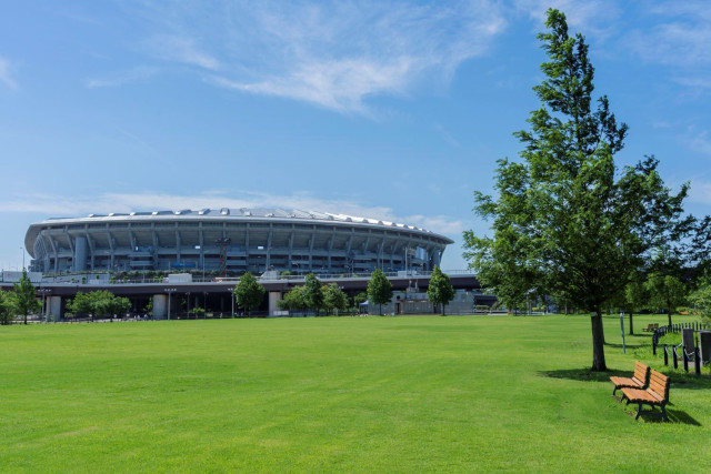 新横浜公園（草地広場）